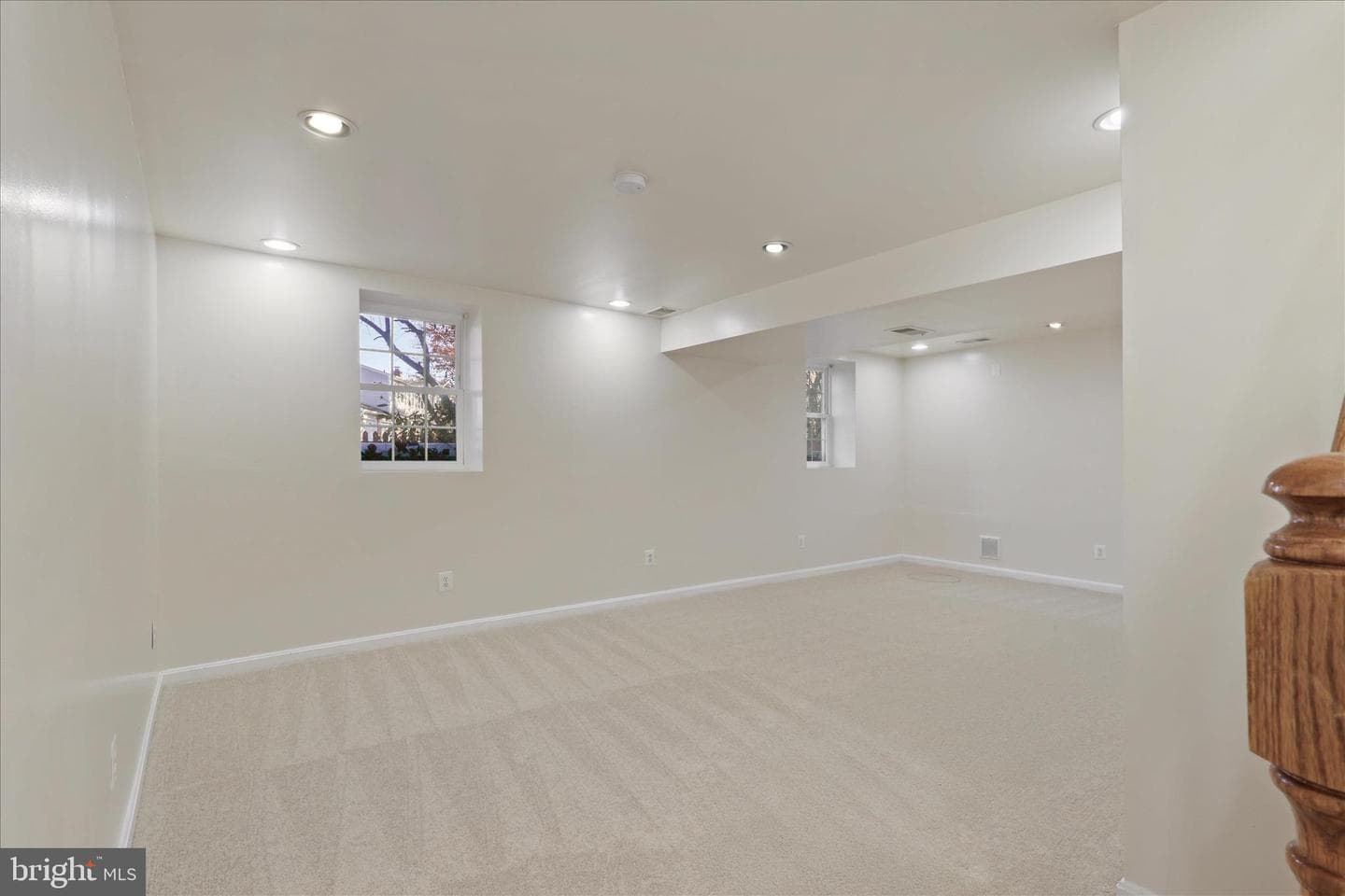 105 Deerwood Court photo 28