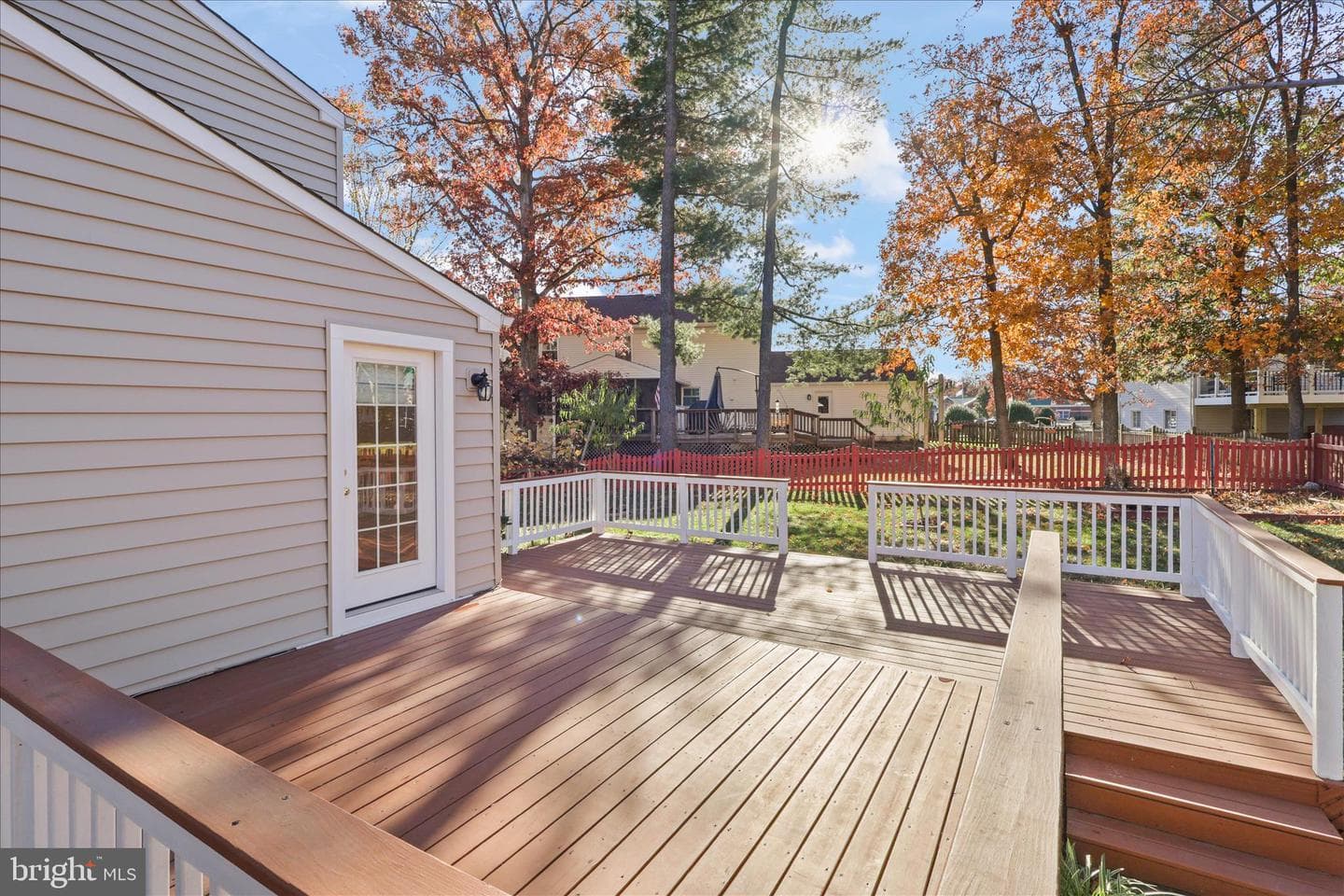 105 Deerwood Court photo 34