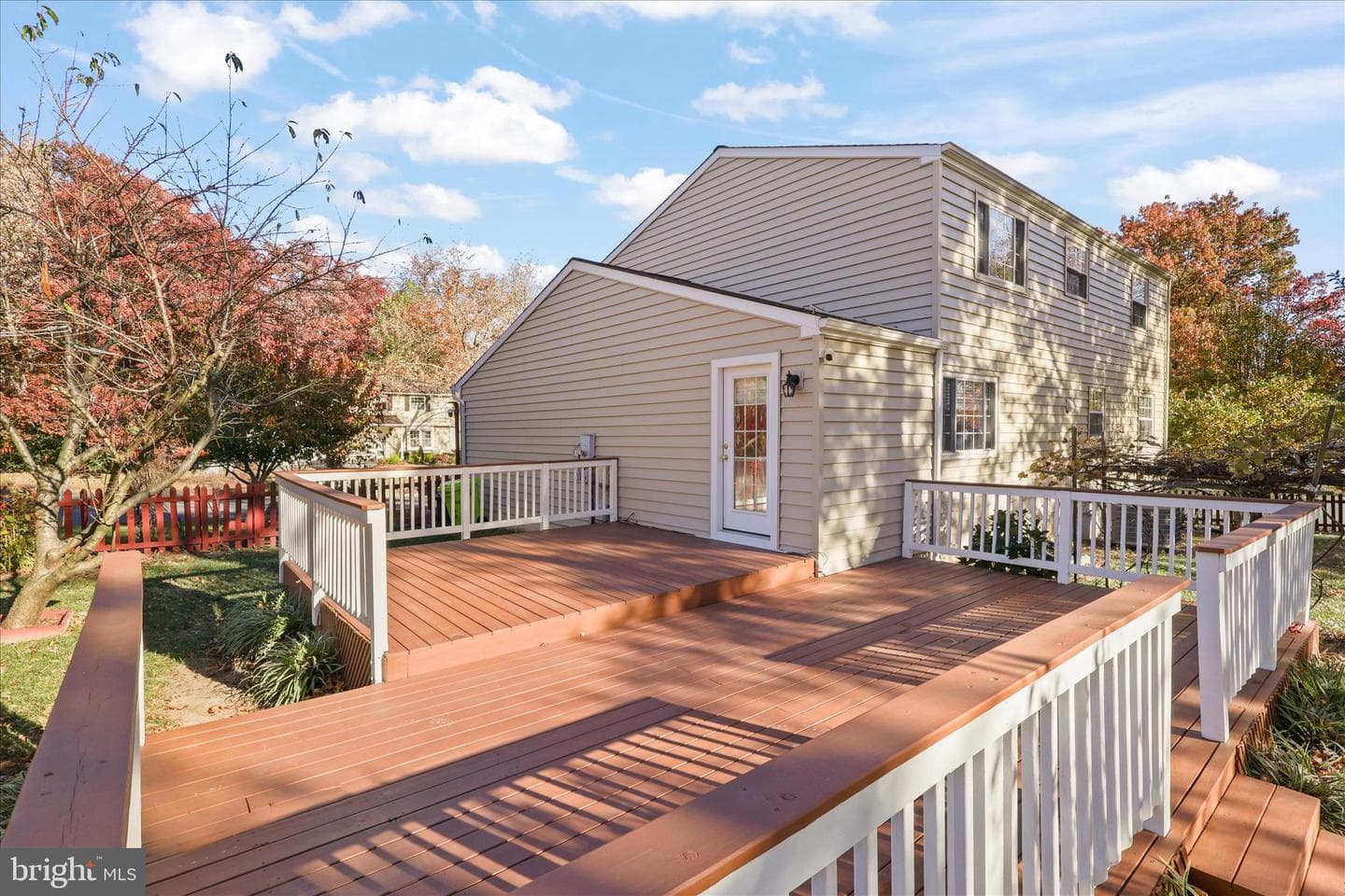 105 Deerwood Court photo 35