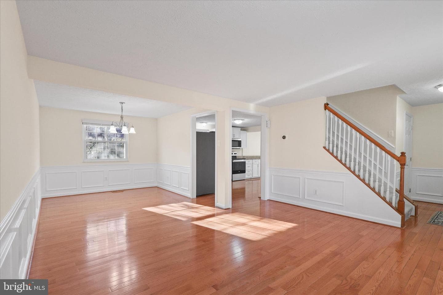 105 Deerwood Court photo 9