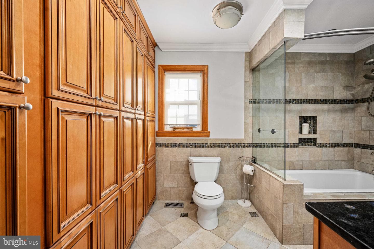 224 Prince Street NE photo 43