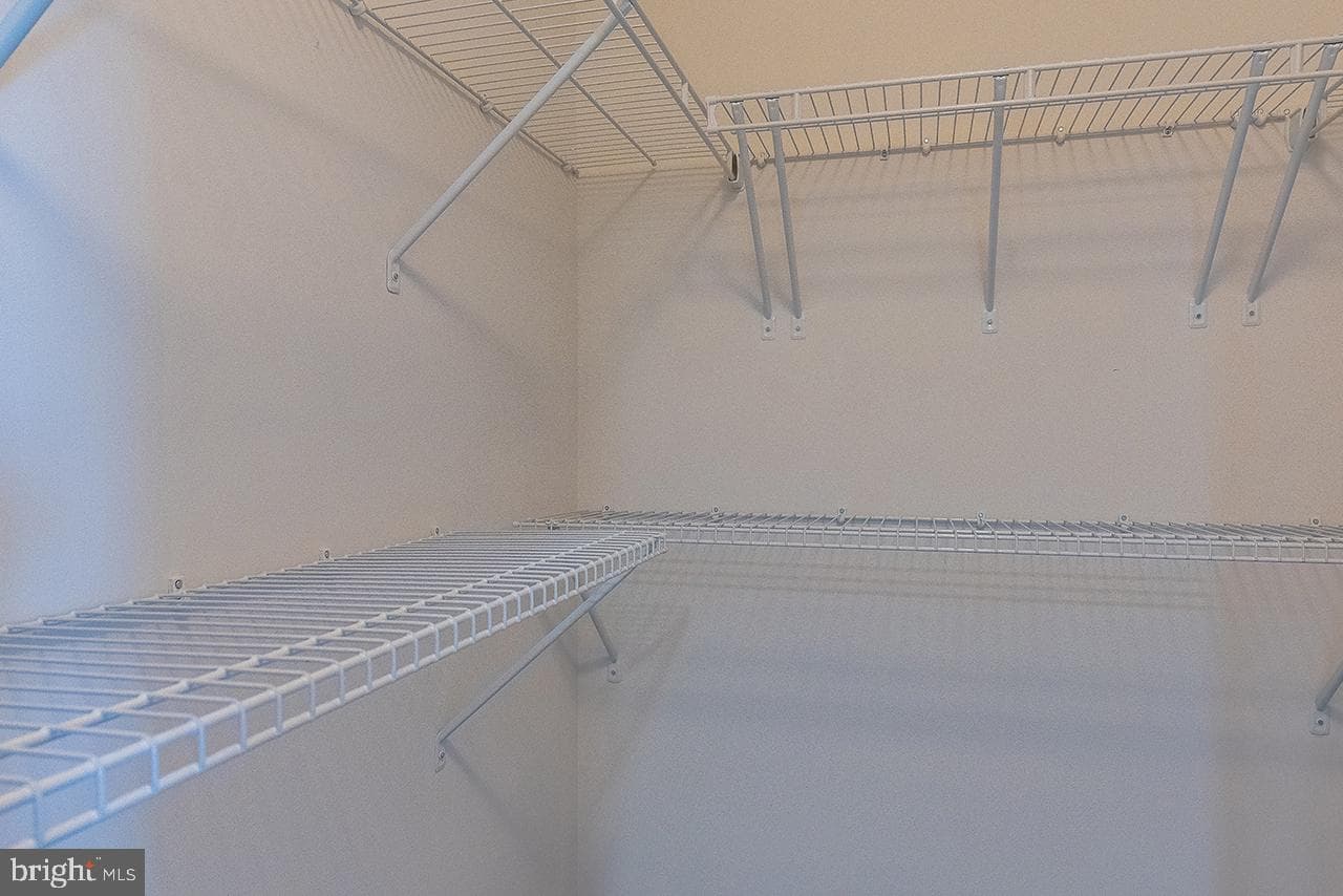 20657 Maitland Terrace photo 21