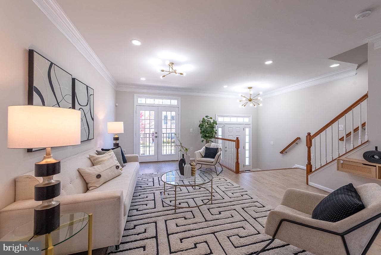 20657 Maitland Terrace photo 6