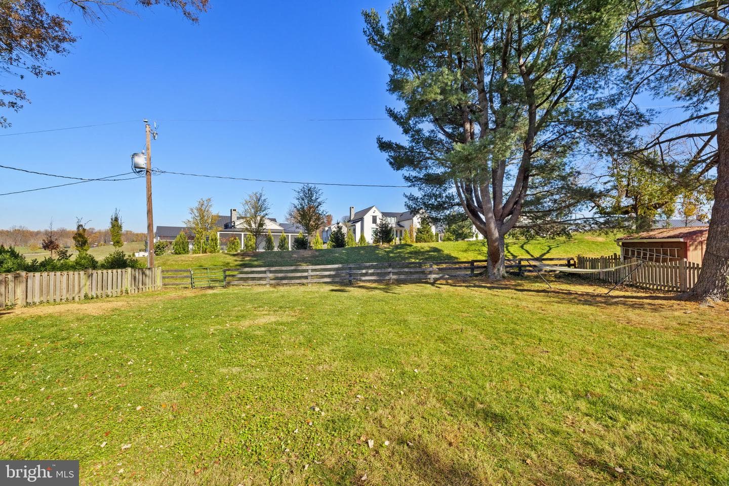 702 Stonewall Avenue photo 43