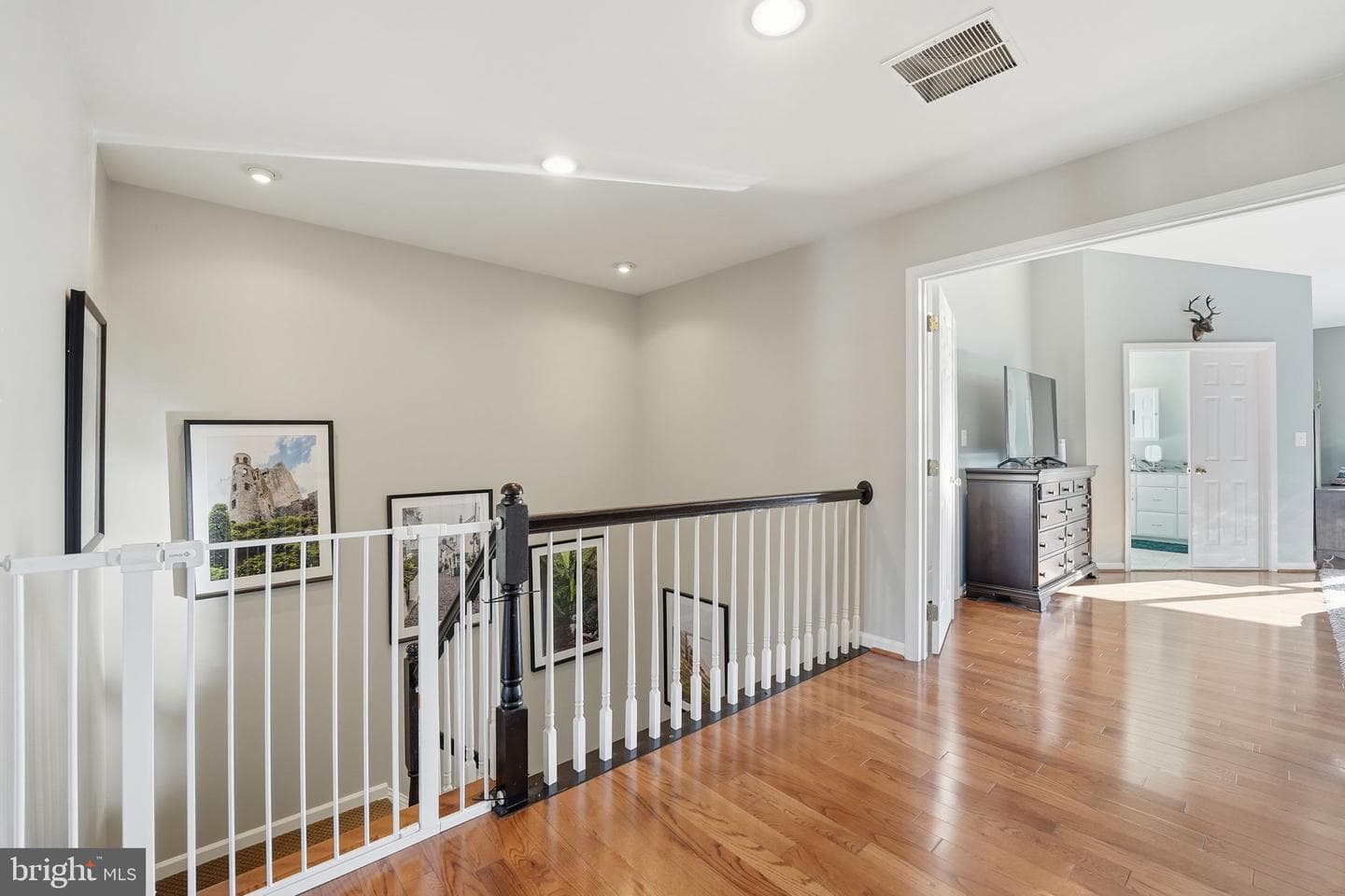 21480 Trowbridge Square photo 21