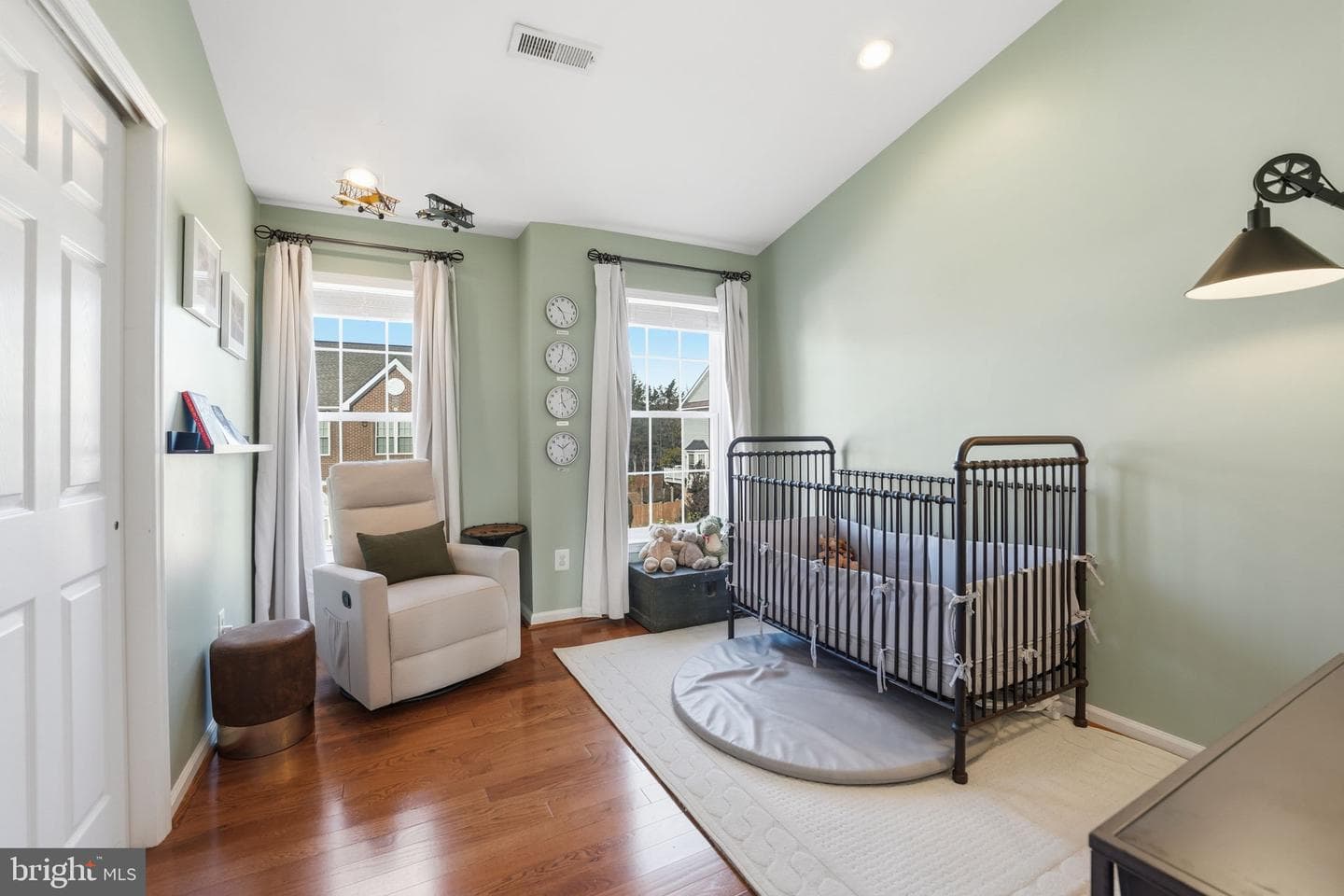 21480 Trowbridge Square photo 25