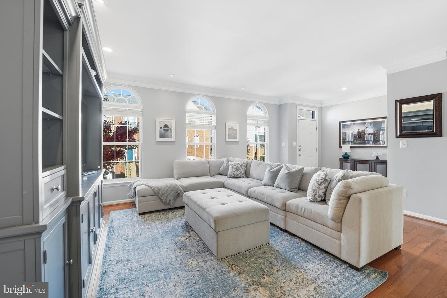 21480 Trowbridge Square photo 3