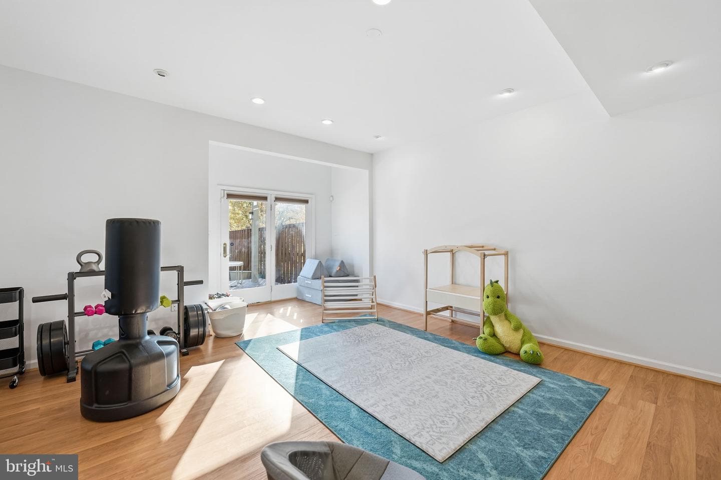 21480 Trowbridge Square photo 31