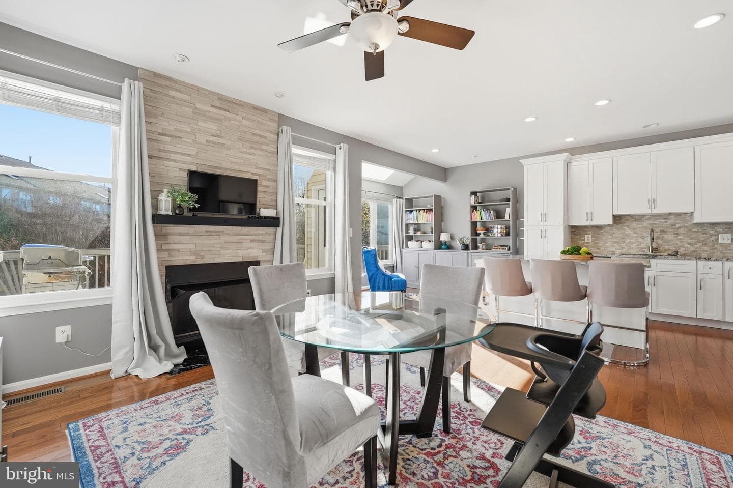 21480 Trowbridge Square photo 9