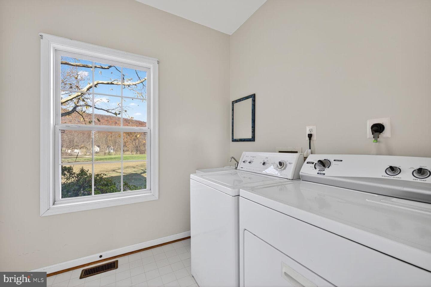 12380 Mountain Road photo 30