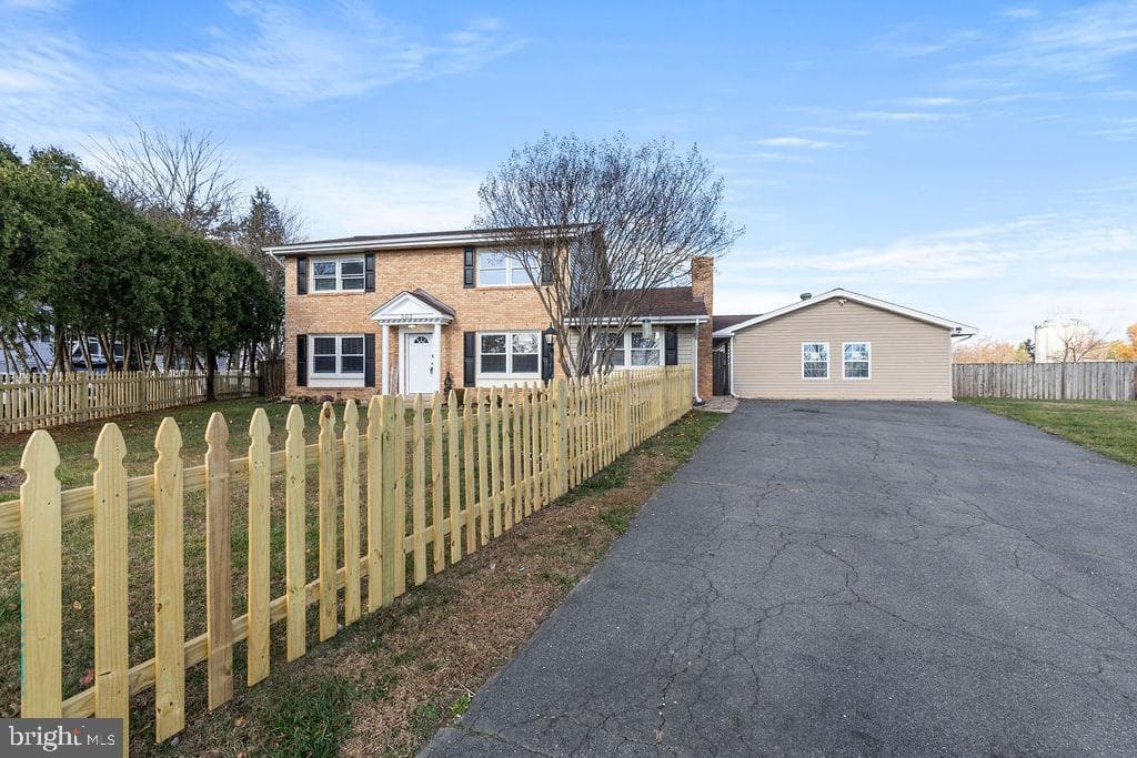 503 S Maple Court photo 35