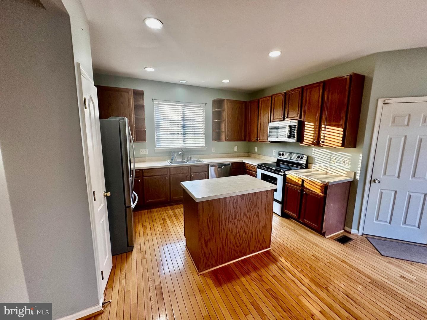 43438 Oxen Lane photo 8