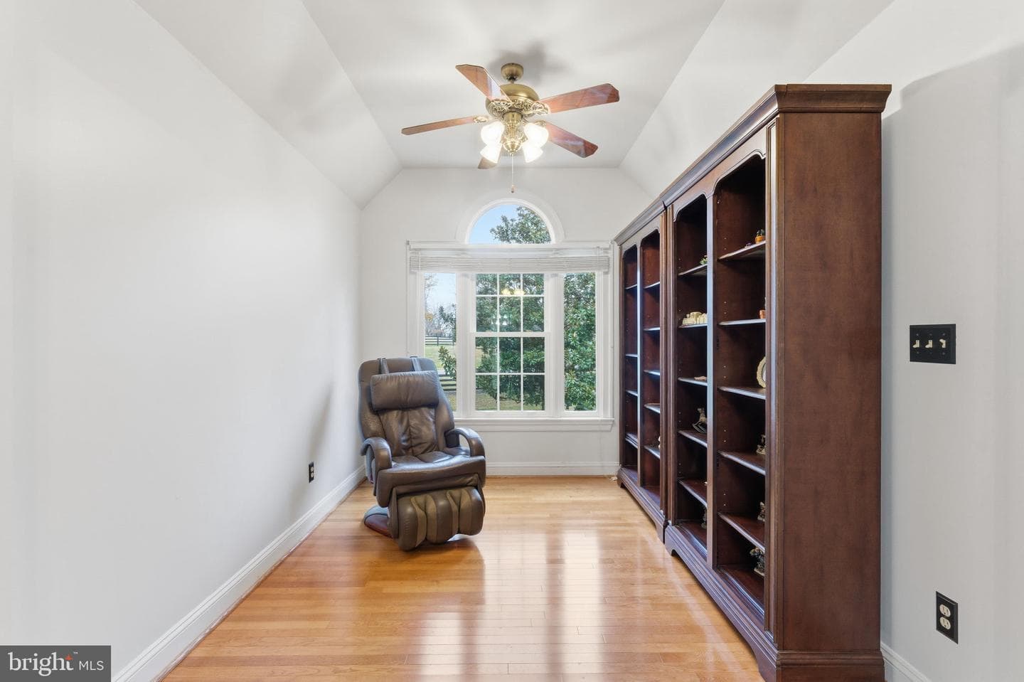 15700 Trapshire Court photo 43
