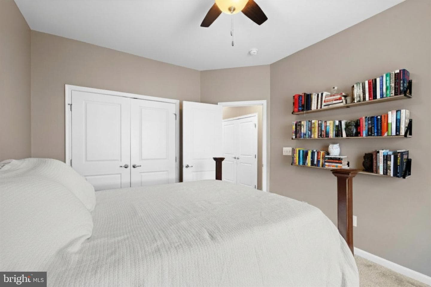 42230 Piebald Square photo 36