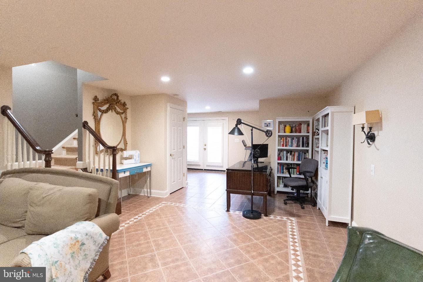 9 Hunt Court photo 24