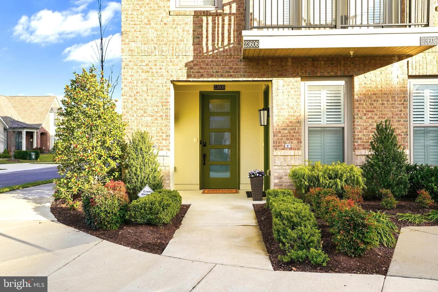 23606 Havelock Walk Terrace