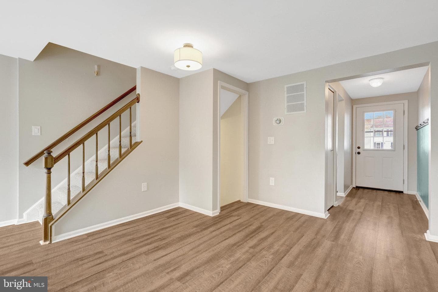 30 Quincy Court photo 16