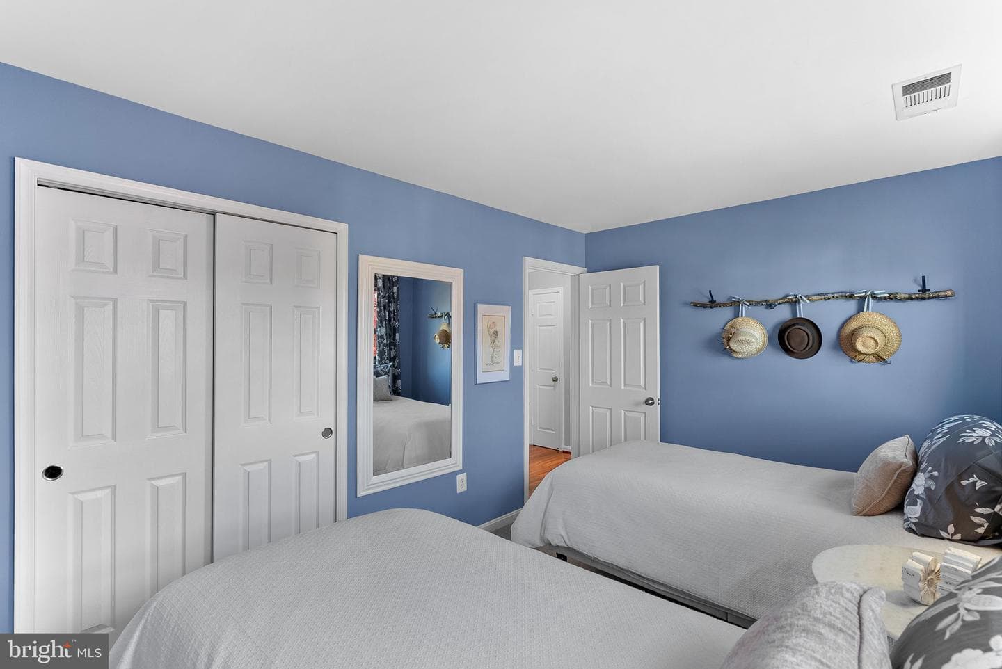 20340 Advantage Court photo 45