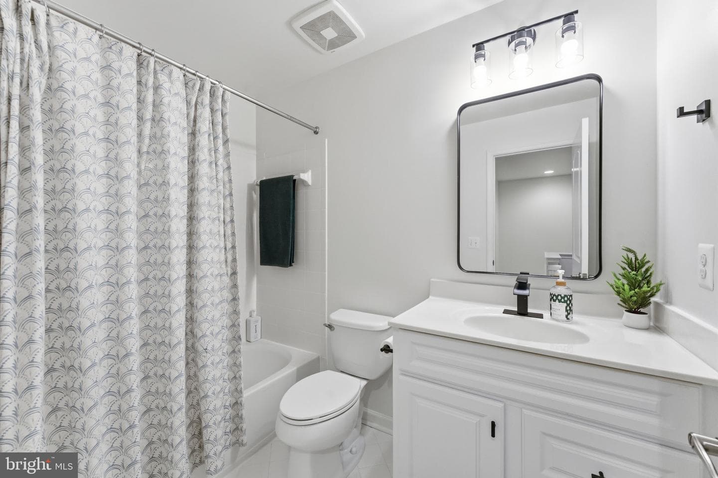 43911 Eastgate View Drive photo 39