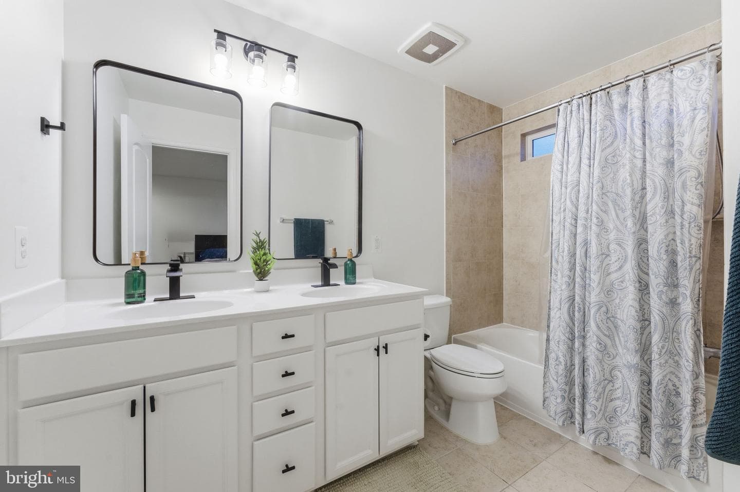 43911 Eastgate View Drive photo 48