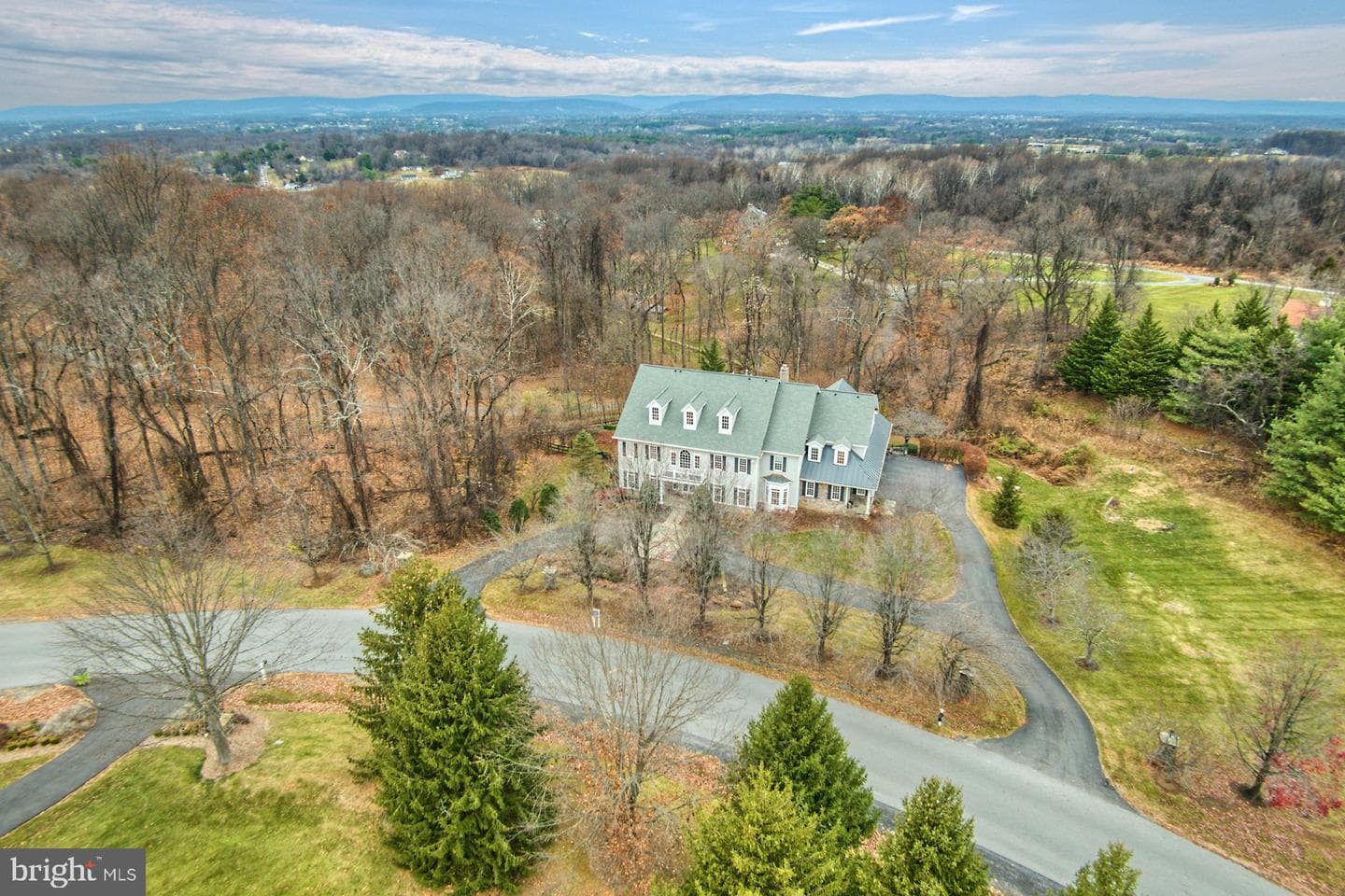 40398 Beacon Hill Drive photo 4
