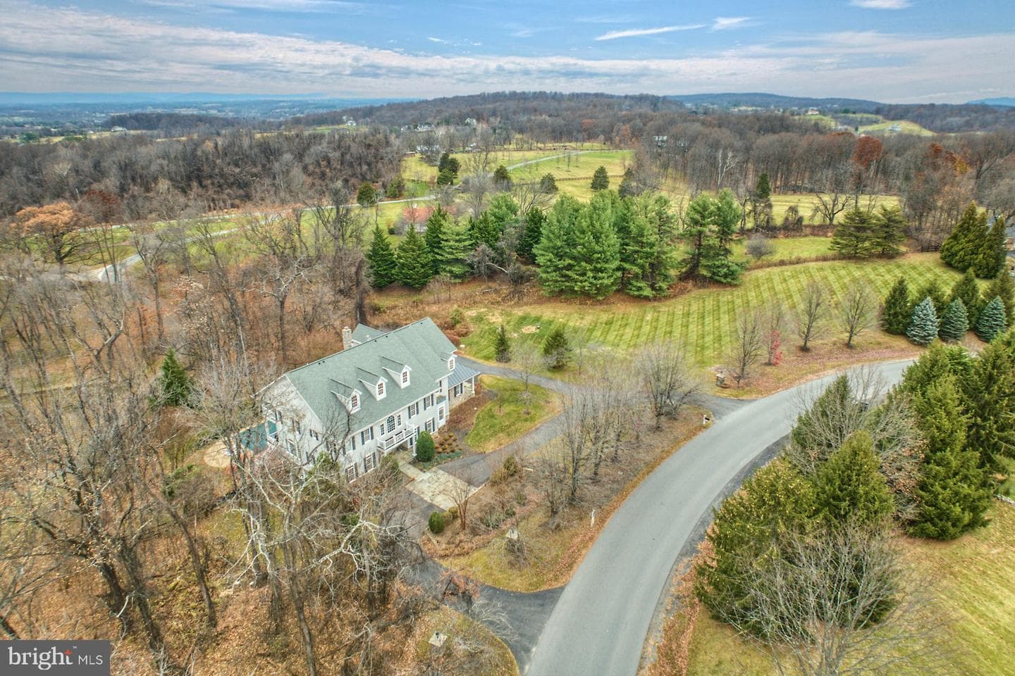 40398 Beacon Hill Drive photo 5