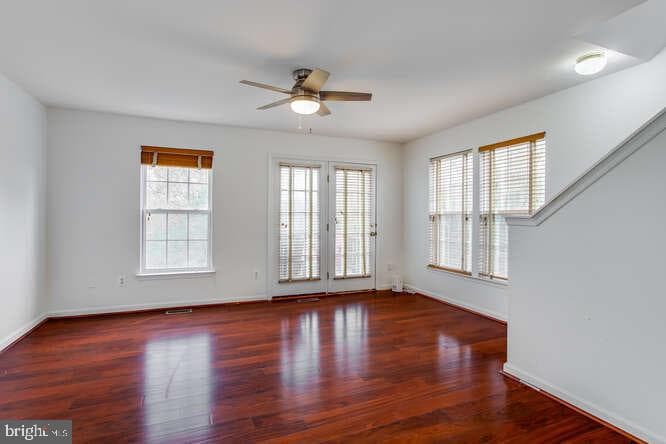 44231 Litchfield Terrace photo 10