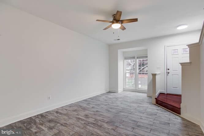 44231 Litchfield Terrace photo 4