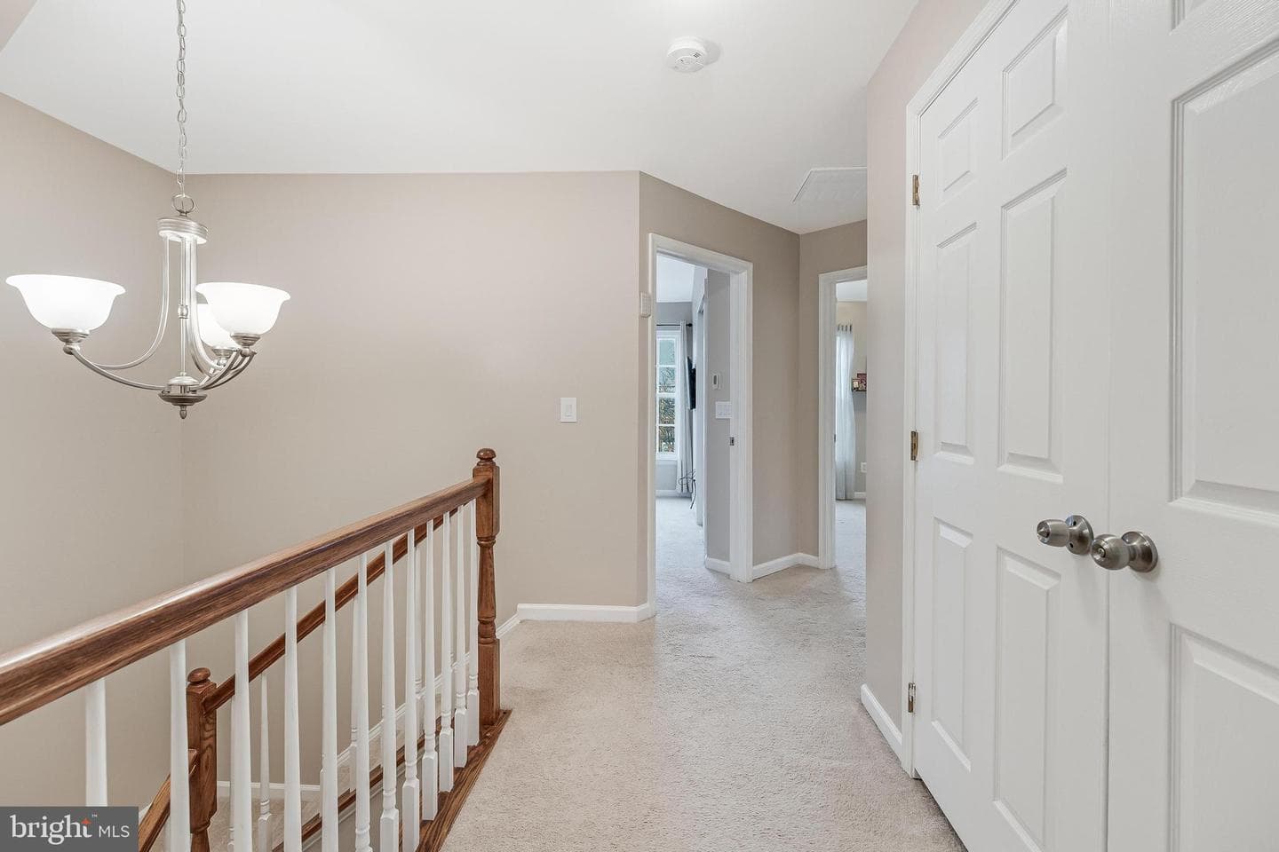 43893 Sandburg Square photo 17