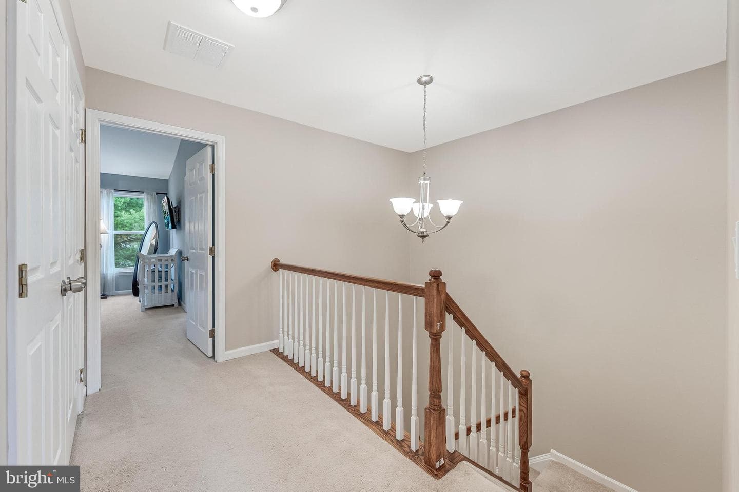 43893 Sandburg Square photo 18