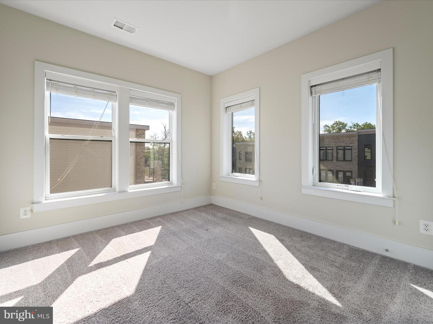 20092 Old Line Terrace photo 27