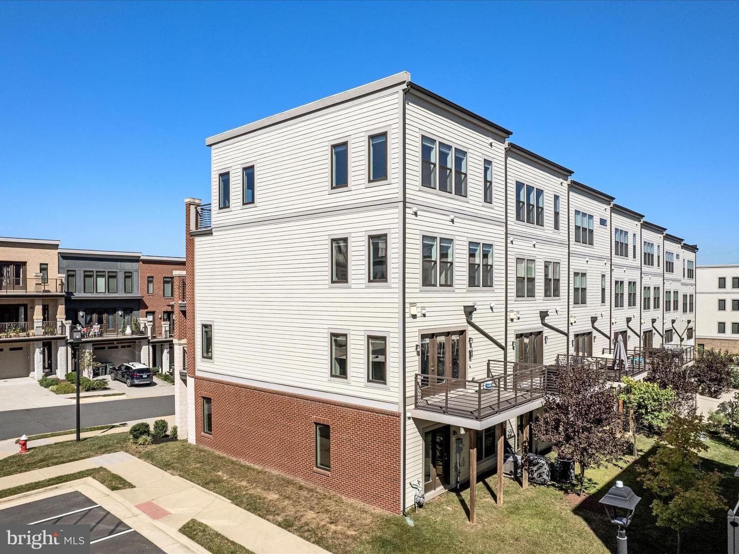 20092 Old Line Terrace photo 49