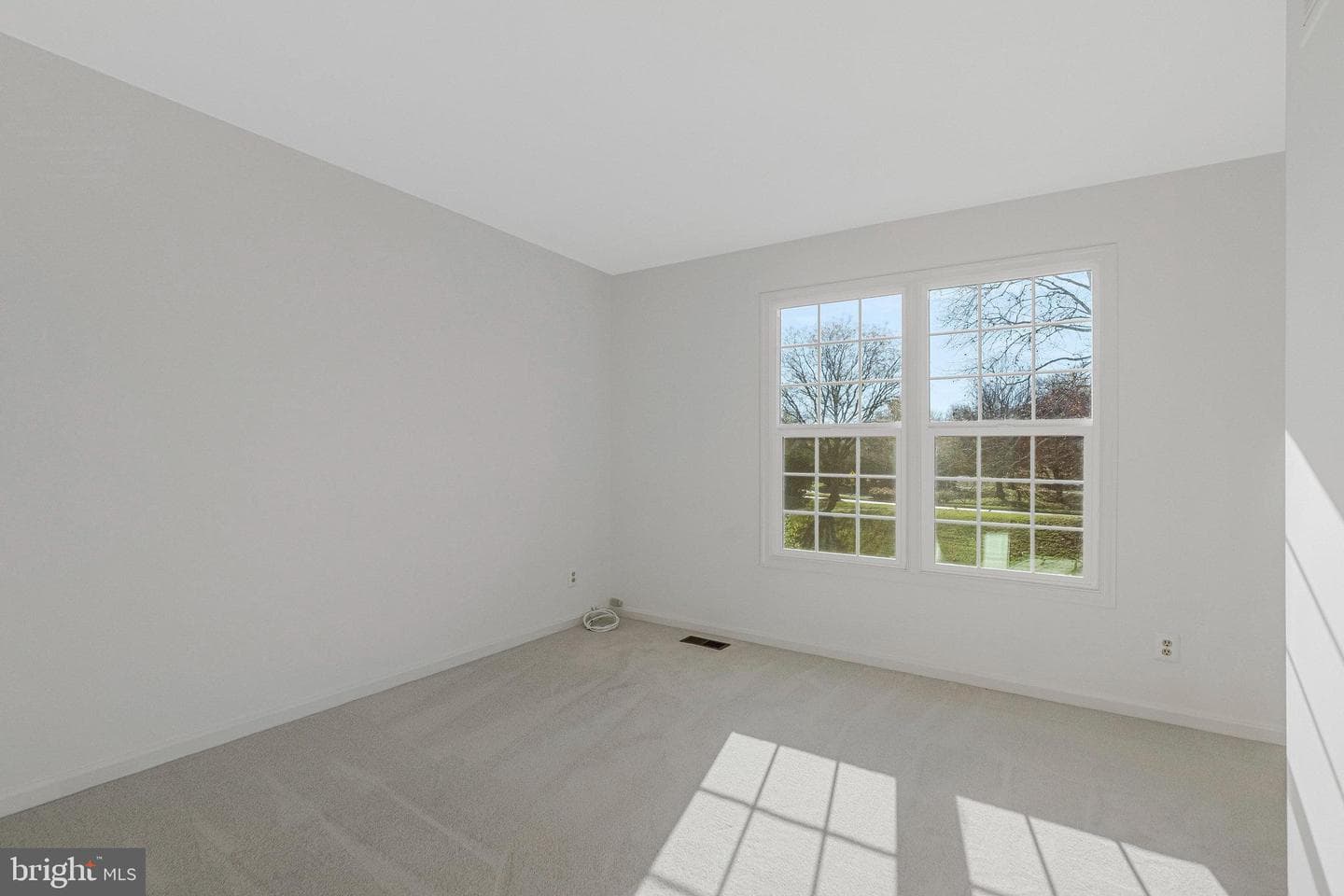 714 Clairmont Court NE photo 34