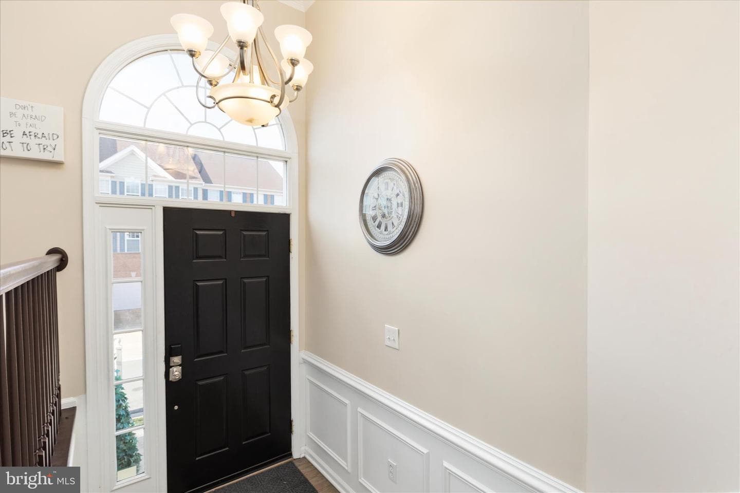 21314 Lord Nelson Terrace photo 3