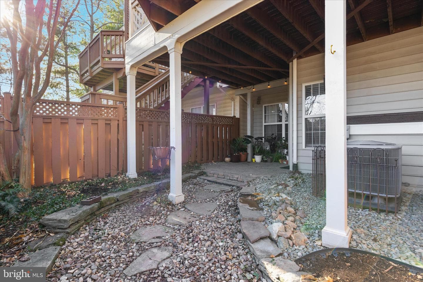21314 Lord Nelson Terrace photo 31