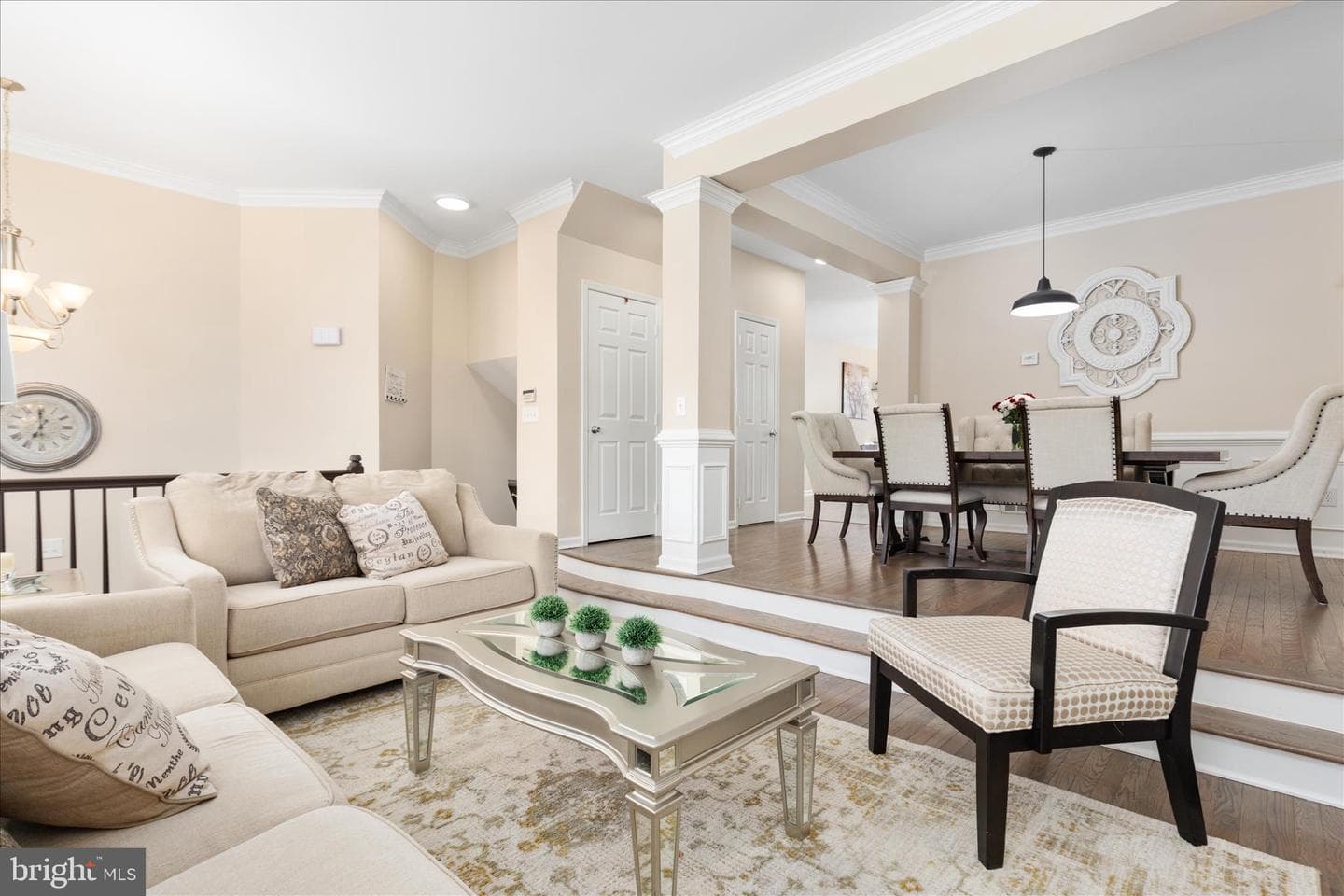 21314 Lord Nelson Terrace photo 6