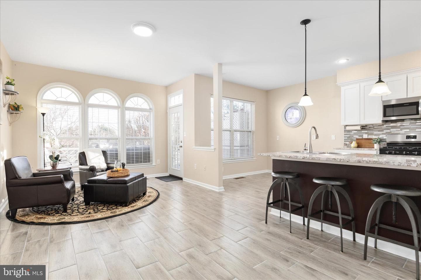 21314 Lord Nelson Terrace photo 9