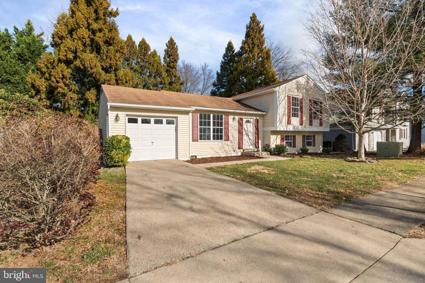 806 Cattail Lane NE photo 8
