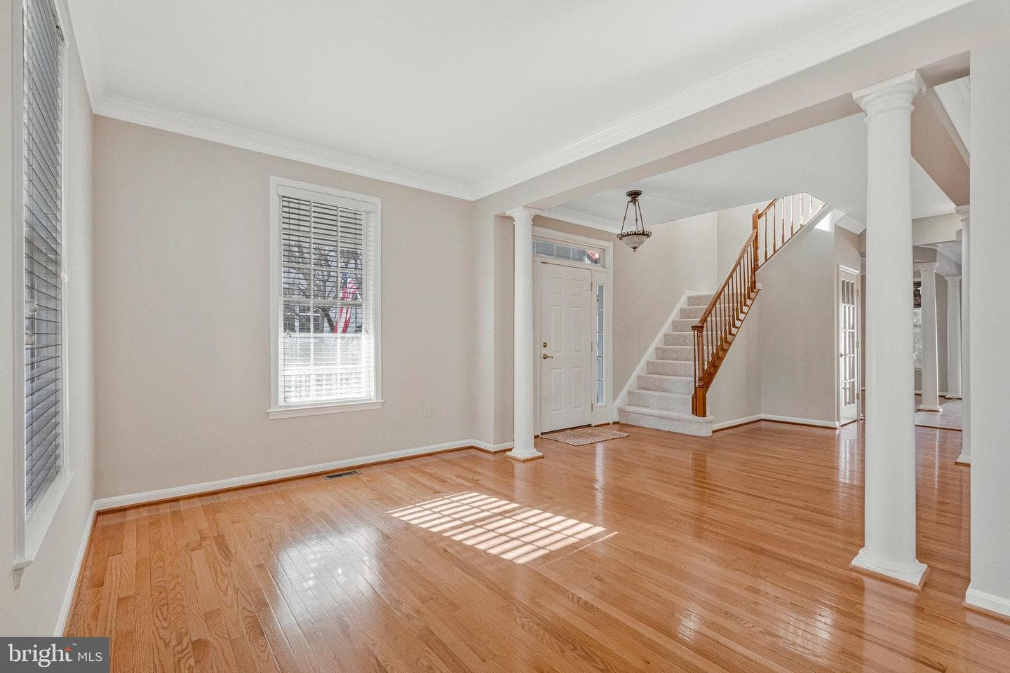 20319 Bowfonds Street photo 15