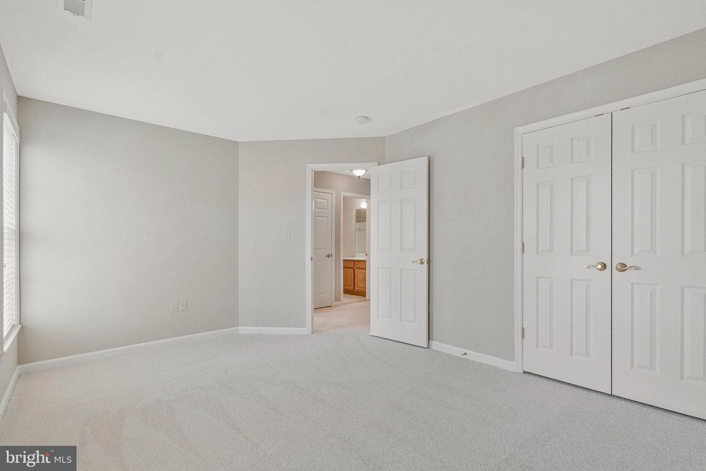 20319 Bowfonds Street photo 52