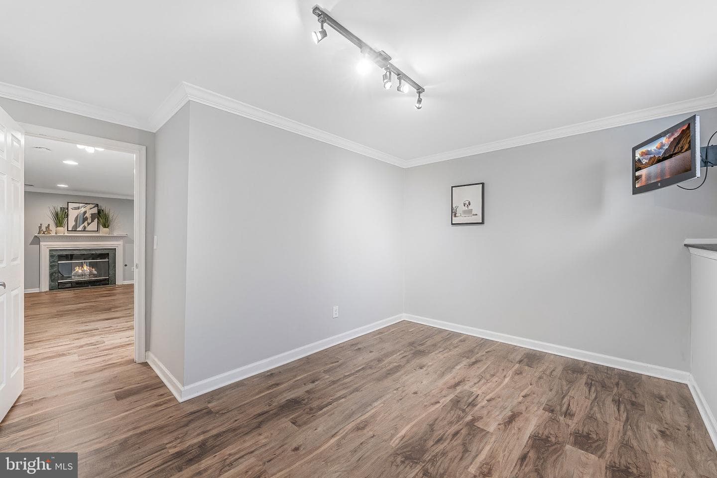 20419 Charter Oak Drive photo 43