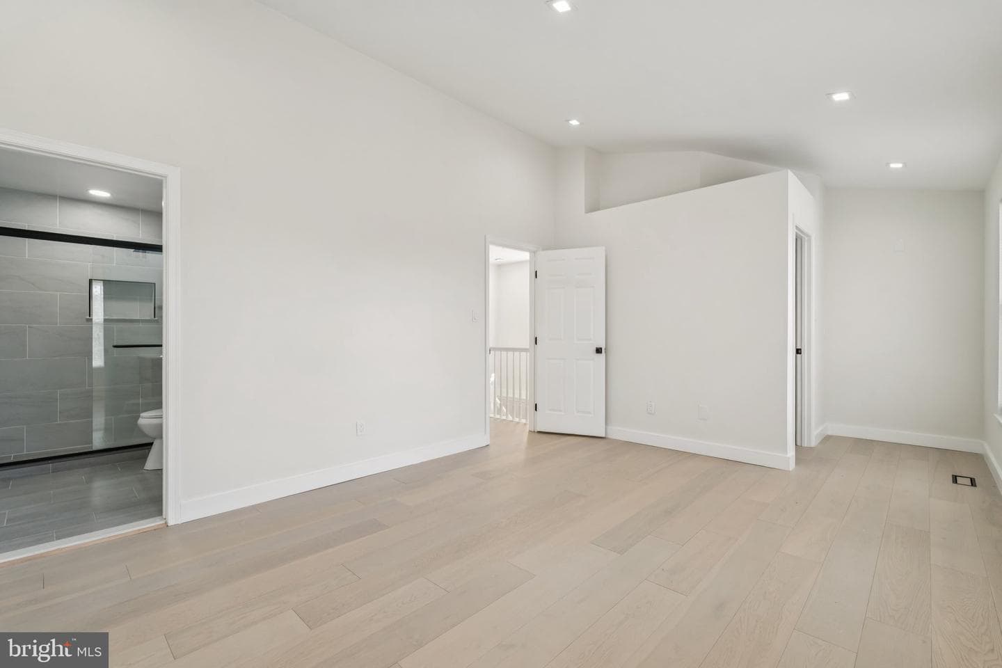 43501 Postrail Square photo 20