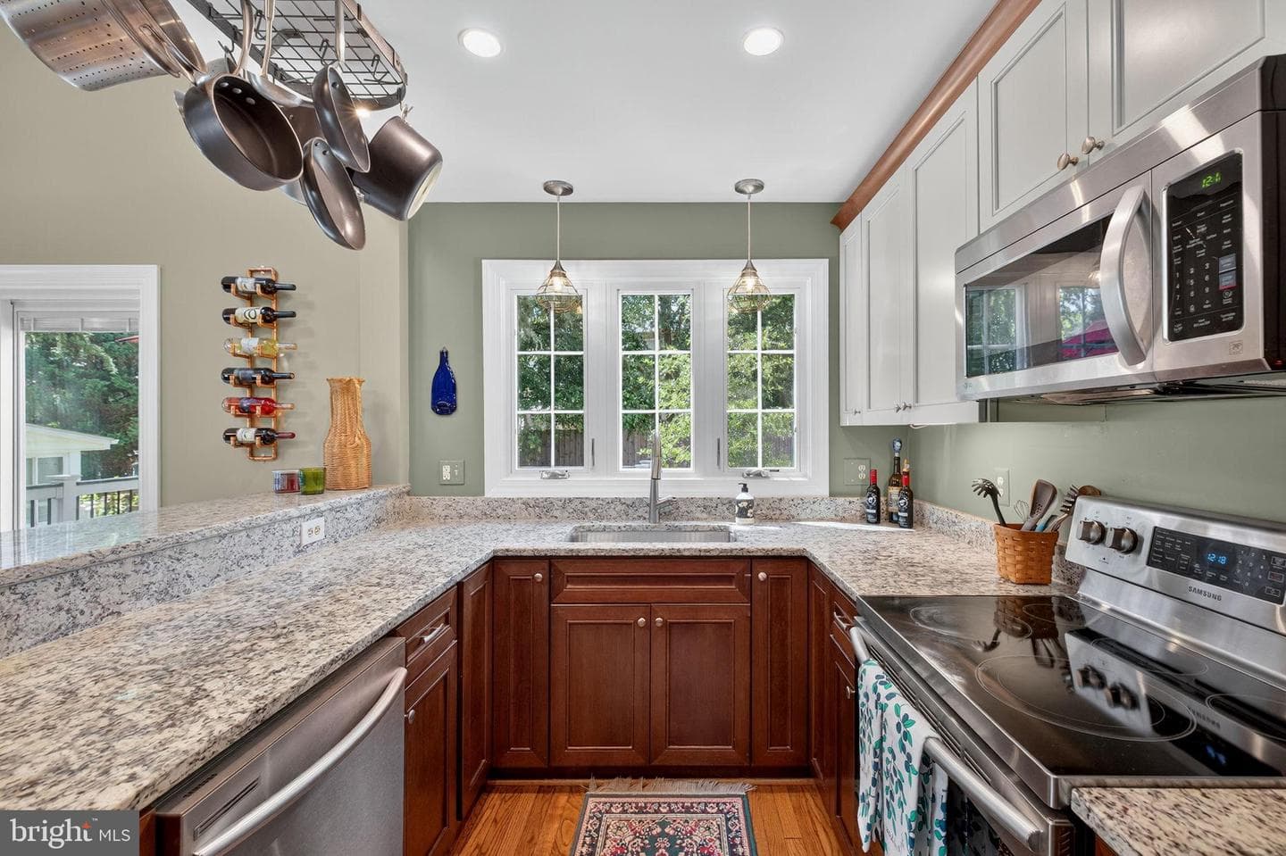 15 Linden Hill Way SW photo 13