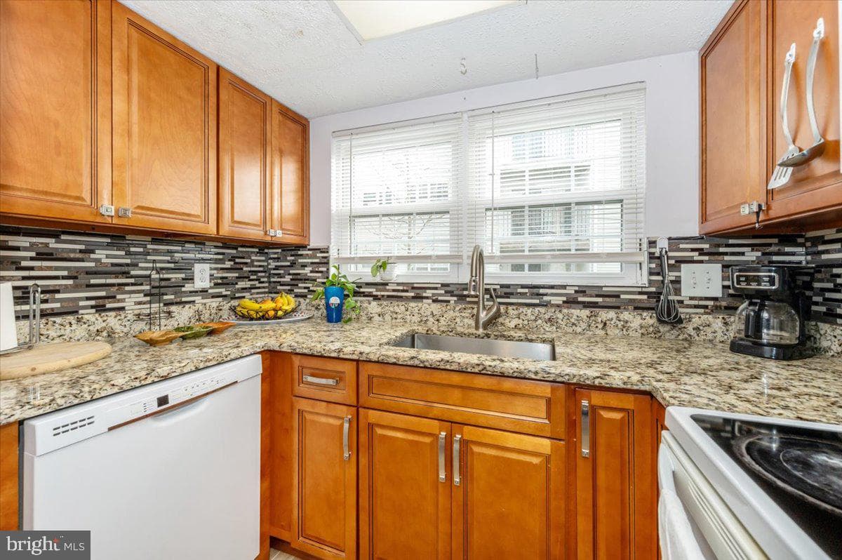117 Fort Evans Road SE #a photo 17