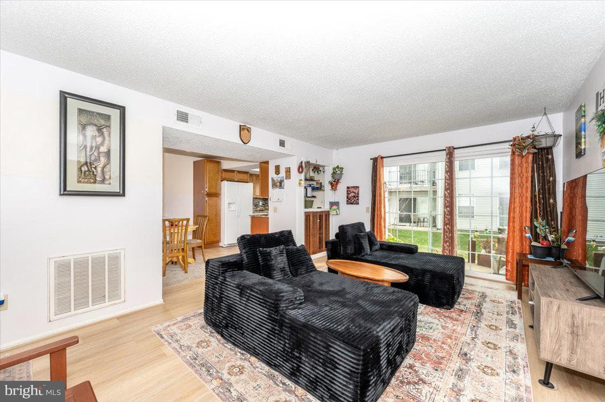 117 Fort Evans Road SE #a photo 5