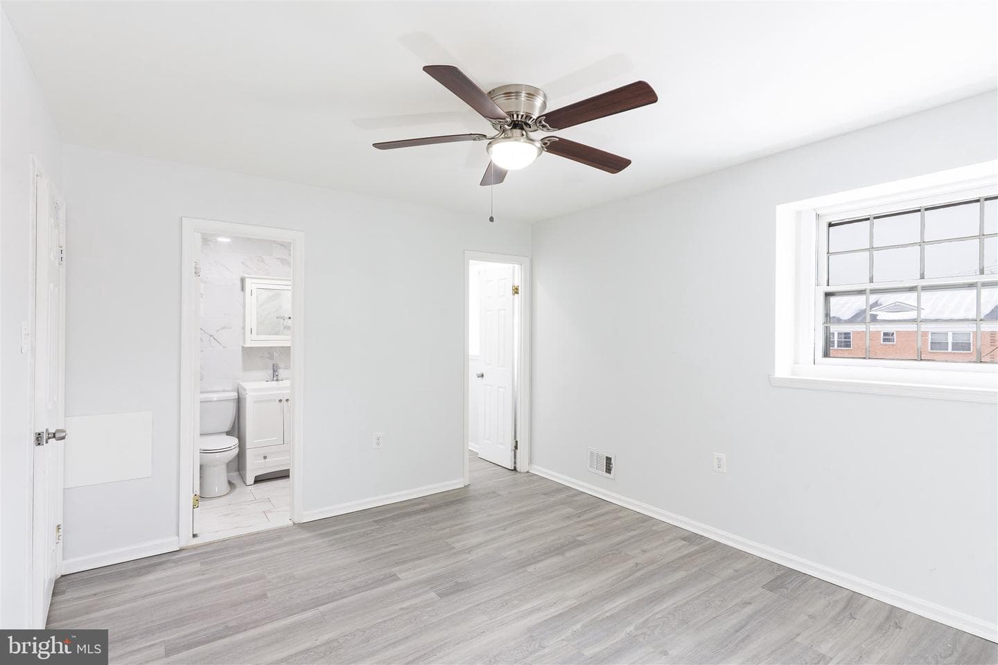 122 Mayfair Drive NE photo 11