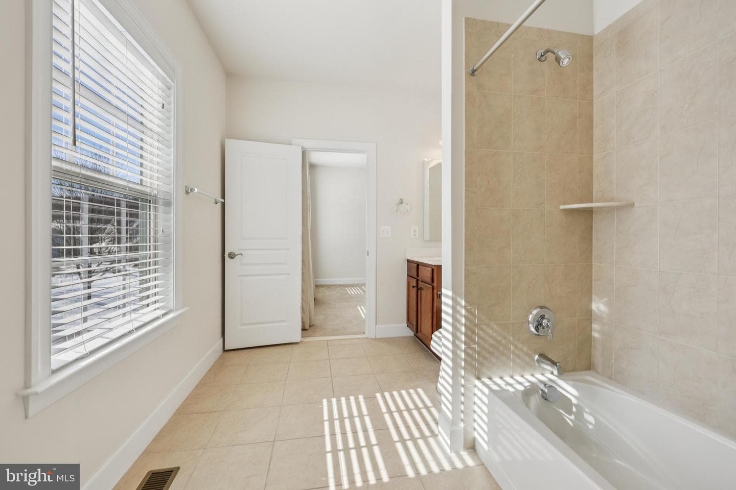 41640 Montacute Lane photo 31