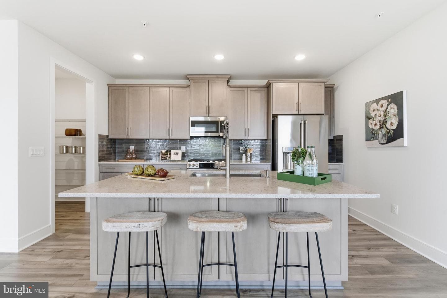 23669 Golden Embers Square #303 photo 14