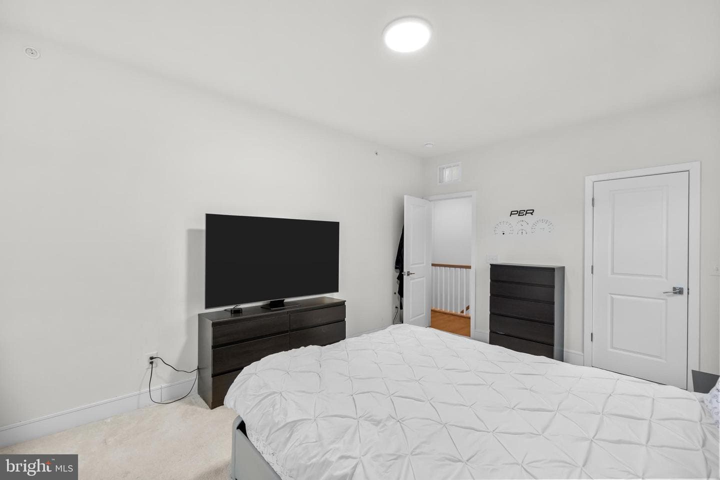 43255 Farringdon Square photo 28