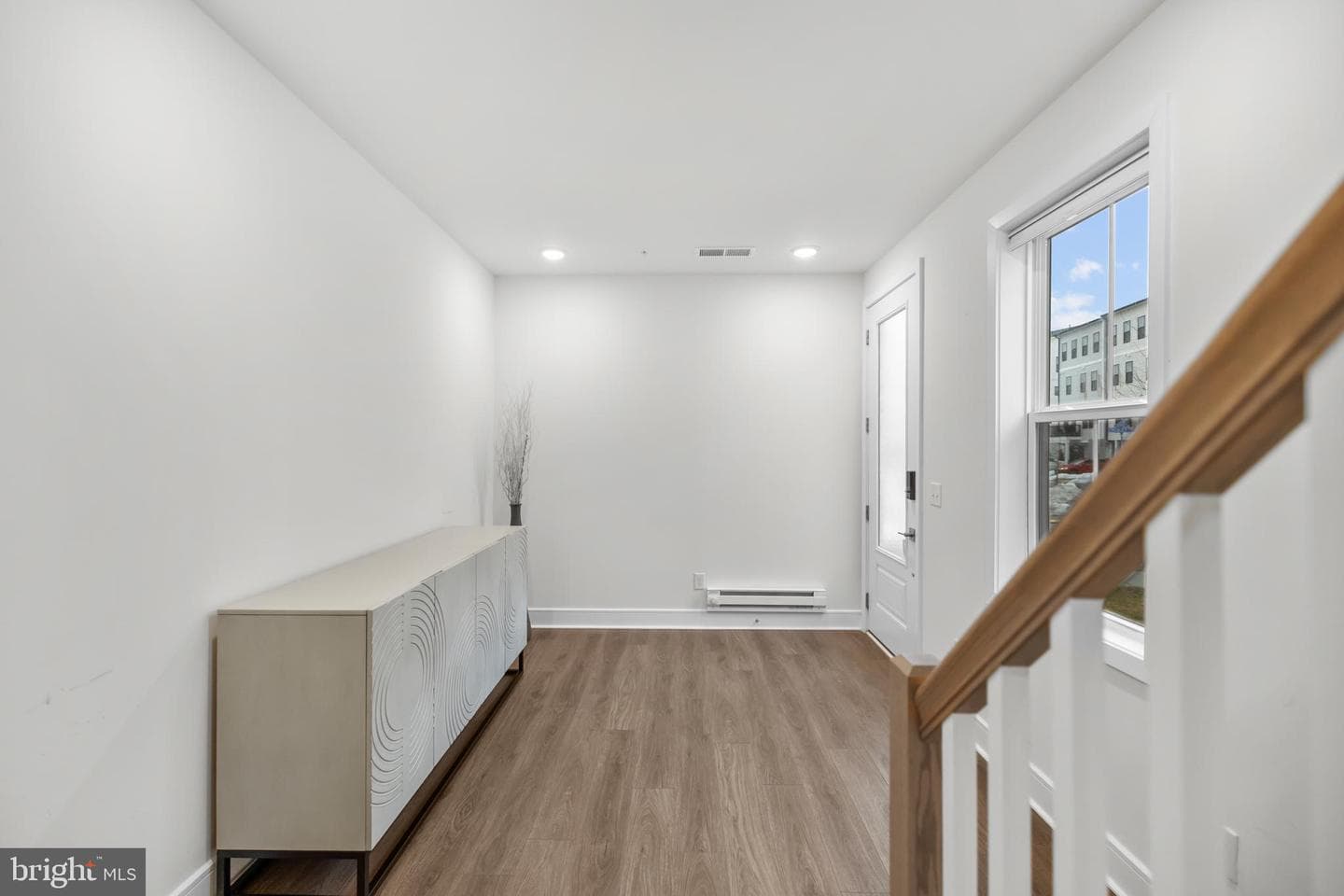 43255 Farringdon Square photo 8